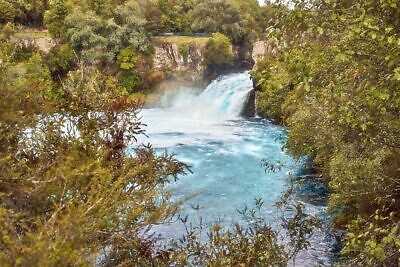 Huka Falls view